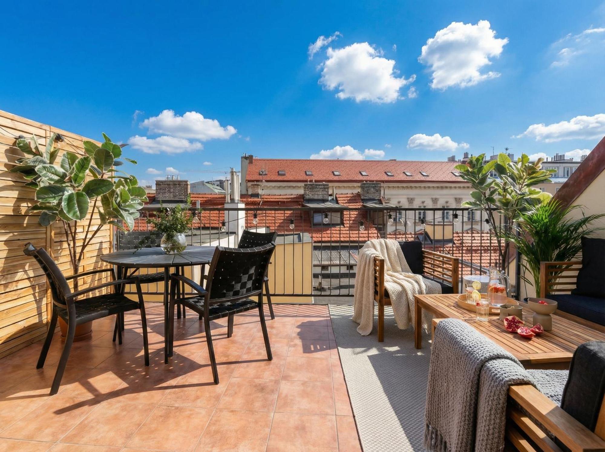 Turnkey I Republic Square Apartments — Fotky 2